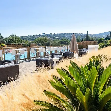 Camping Domaine Des Naiades Grimaud