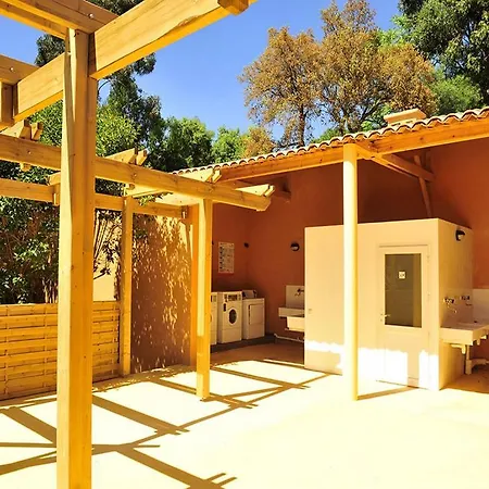 Domaine Des Naiades Camping