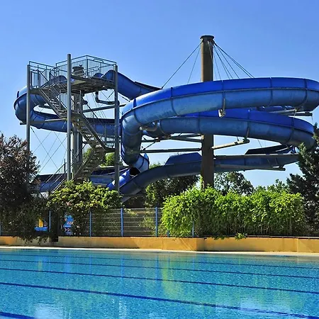 Domaine Des Naiades Camping