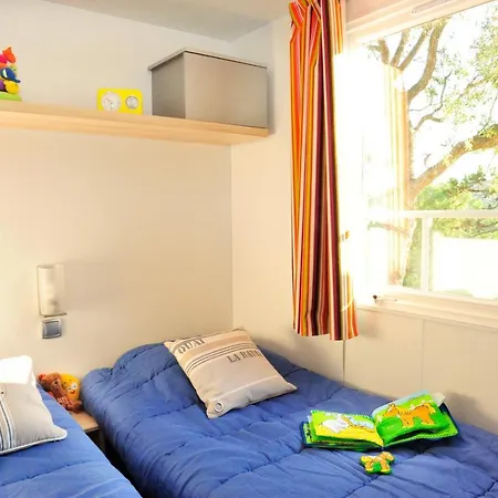 Domaine Des Naiades Camping 4*