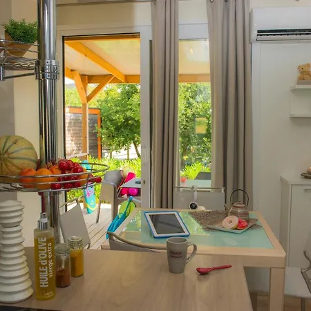 Camping Domaine Des Naiades Grimaud
